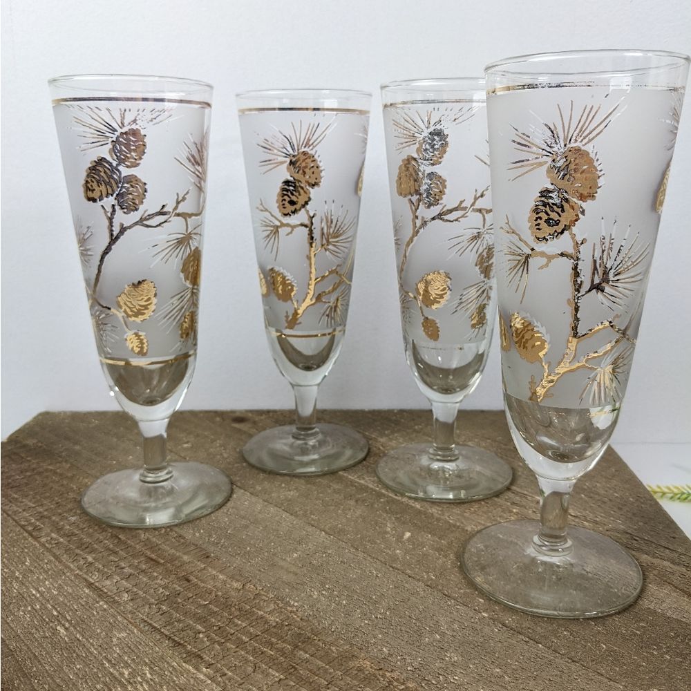 Libbey frosted gold acorn pilsner glasses, tall cocktail glasses Christmas